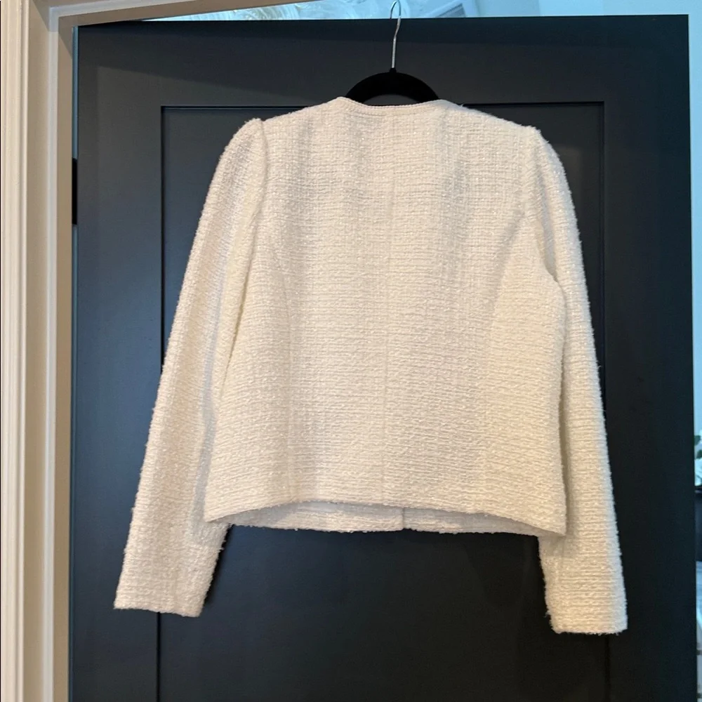 Lilly Pulitzer Ivory Tweed Jacket with Gold Buttons - Picture 2 of 7